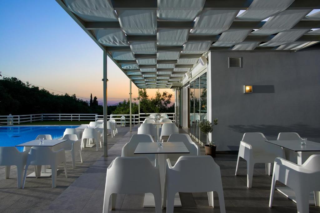 Altamar Hotel Пефки Екстериор снимка
