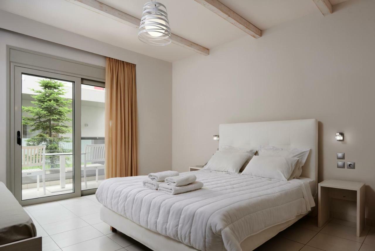 Altamar Hotel Пефки Екстериор снимка